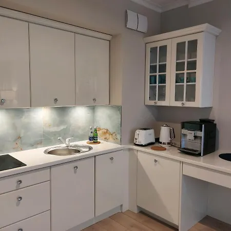 Patio Glamour * كوزتسالين